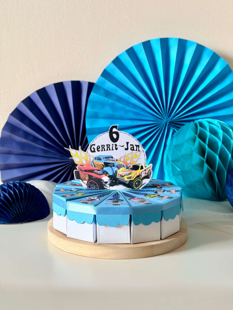 Stoere Hot Wheels traktatie voor verjaardag op school