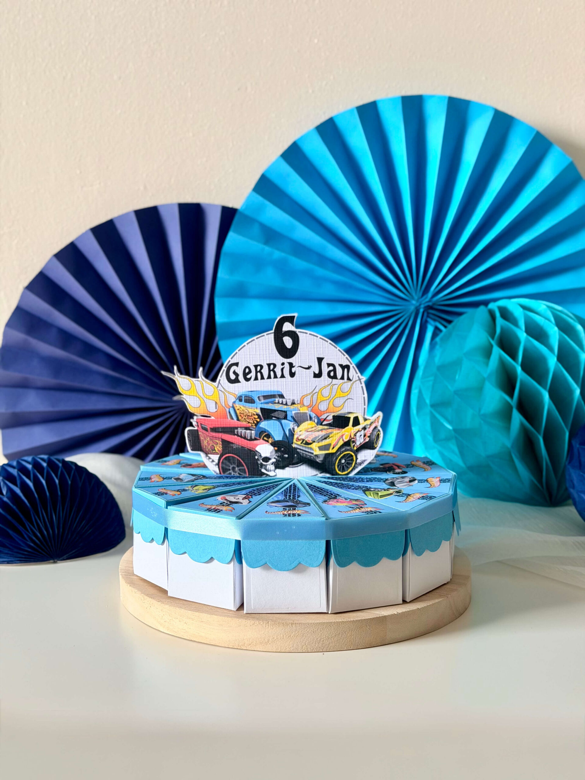 Hot Wheels Taartpunt Doosjes Stoere Hot Wheels traktatie voor verjaardag op school